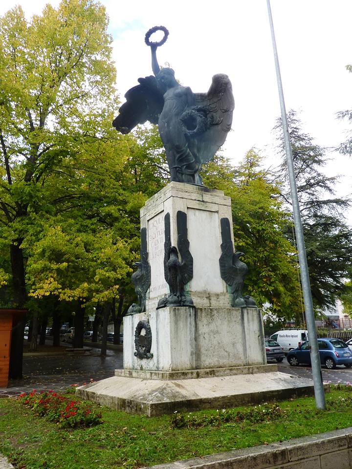 Monumento ai Caduti - L'Aquila