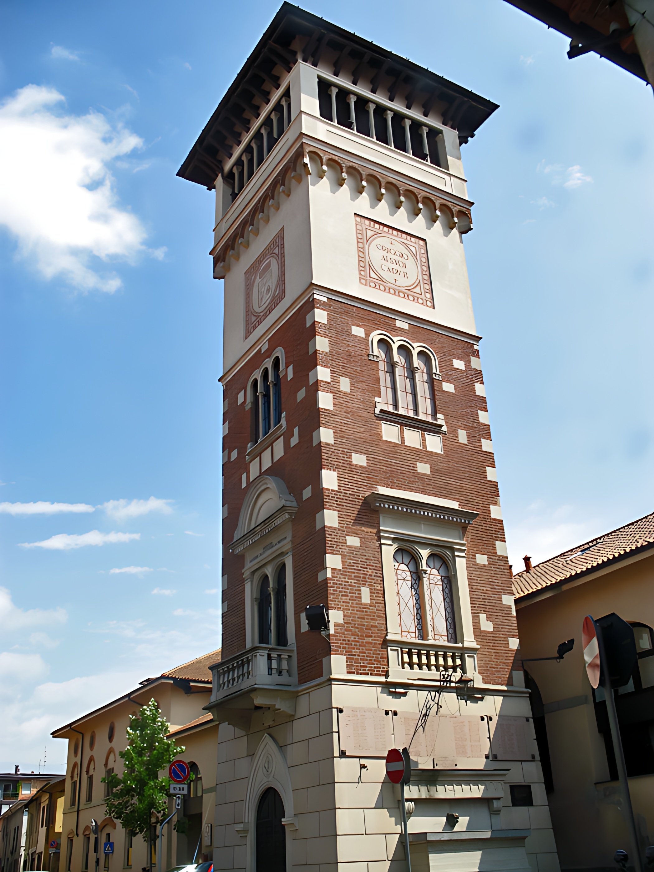 Monumento ai Caduti - Origgio , Varese - 1926- 27 