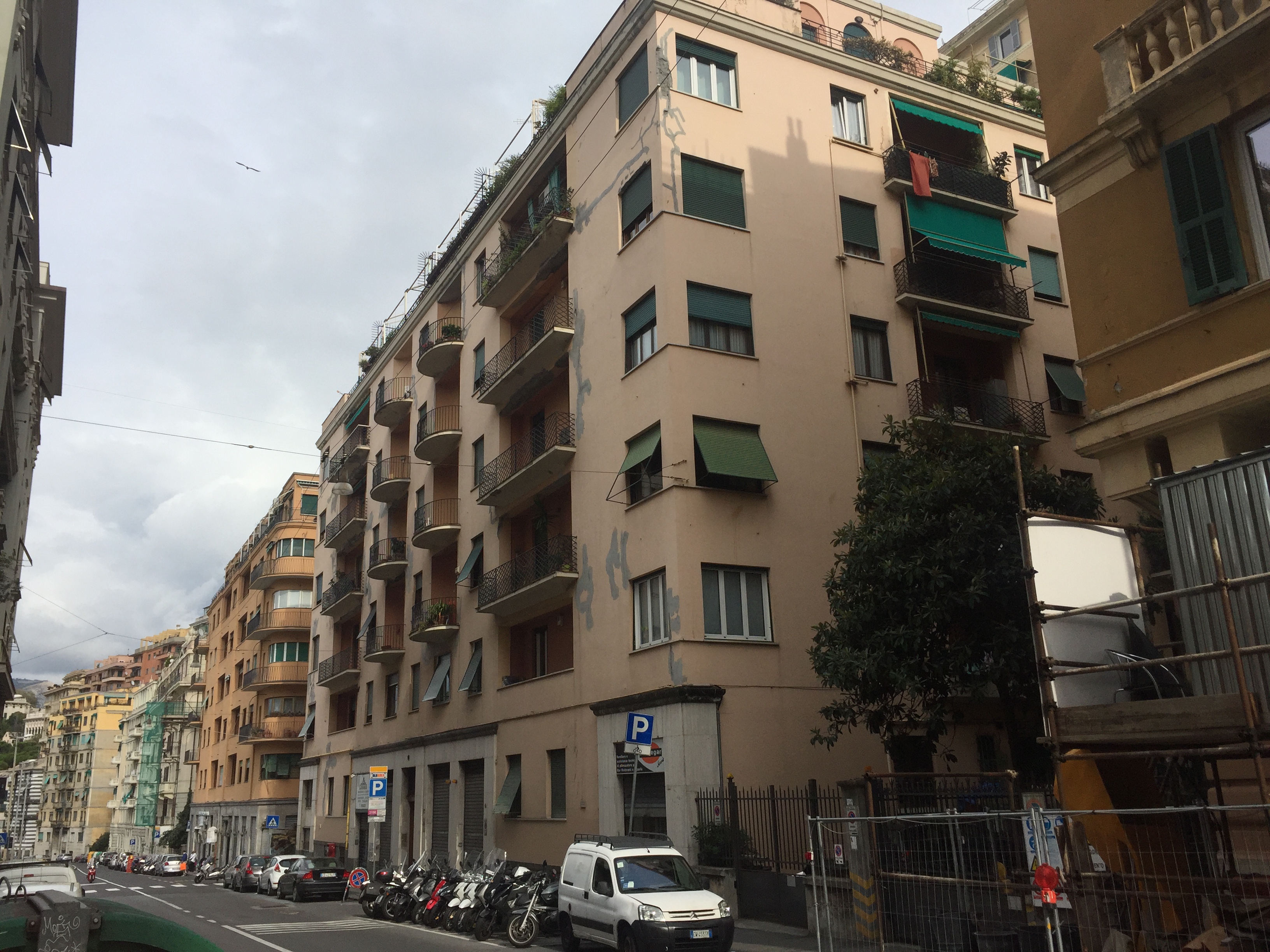 Edificio abitazione - Genova