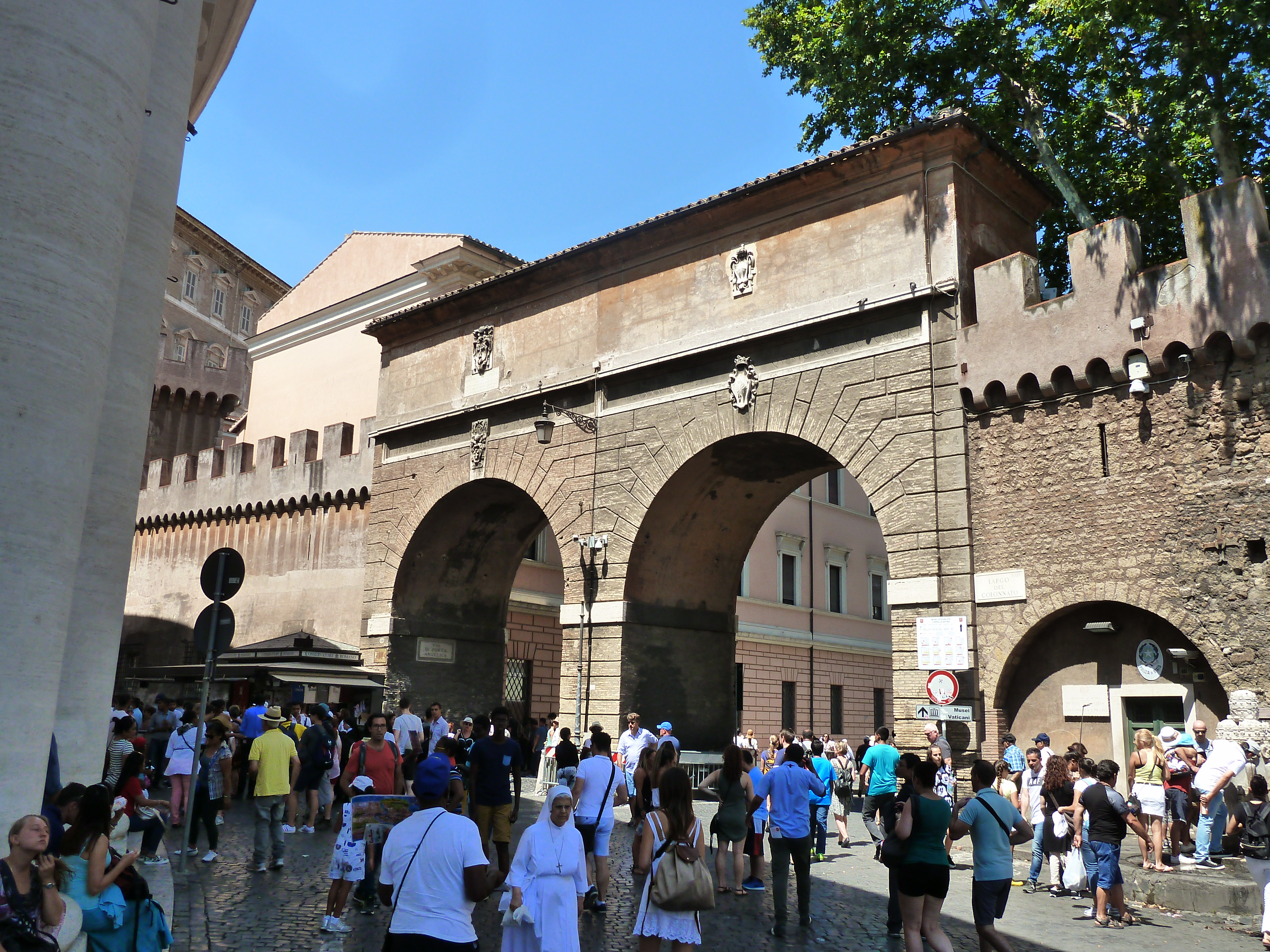 Porta Angelica , seconda Fornice - Roma 1933
