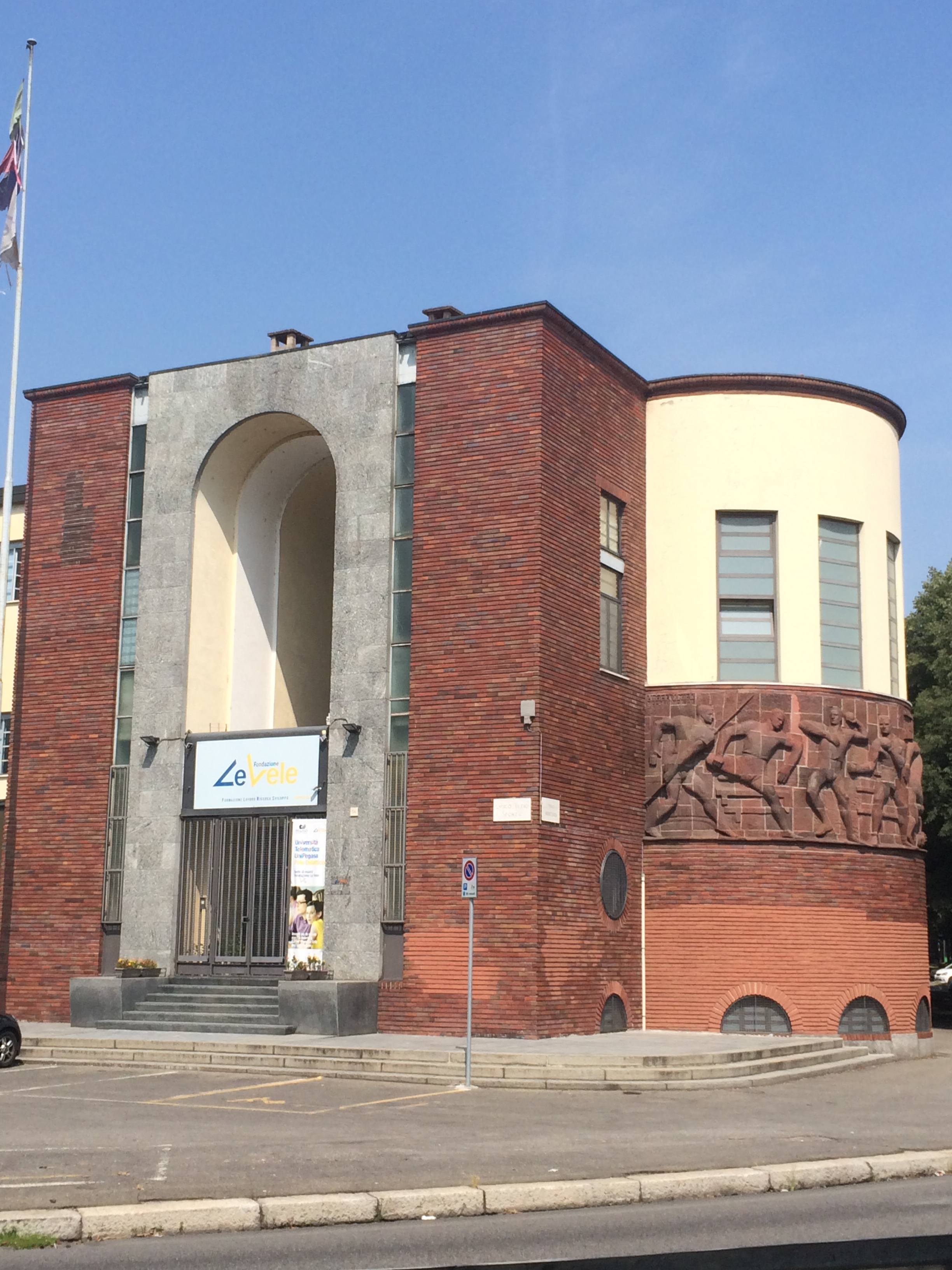 Ex Casa del Balilla oggi Fondazione Le Vele - Pavia