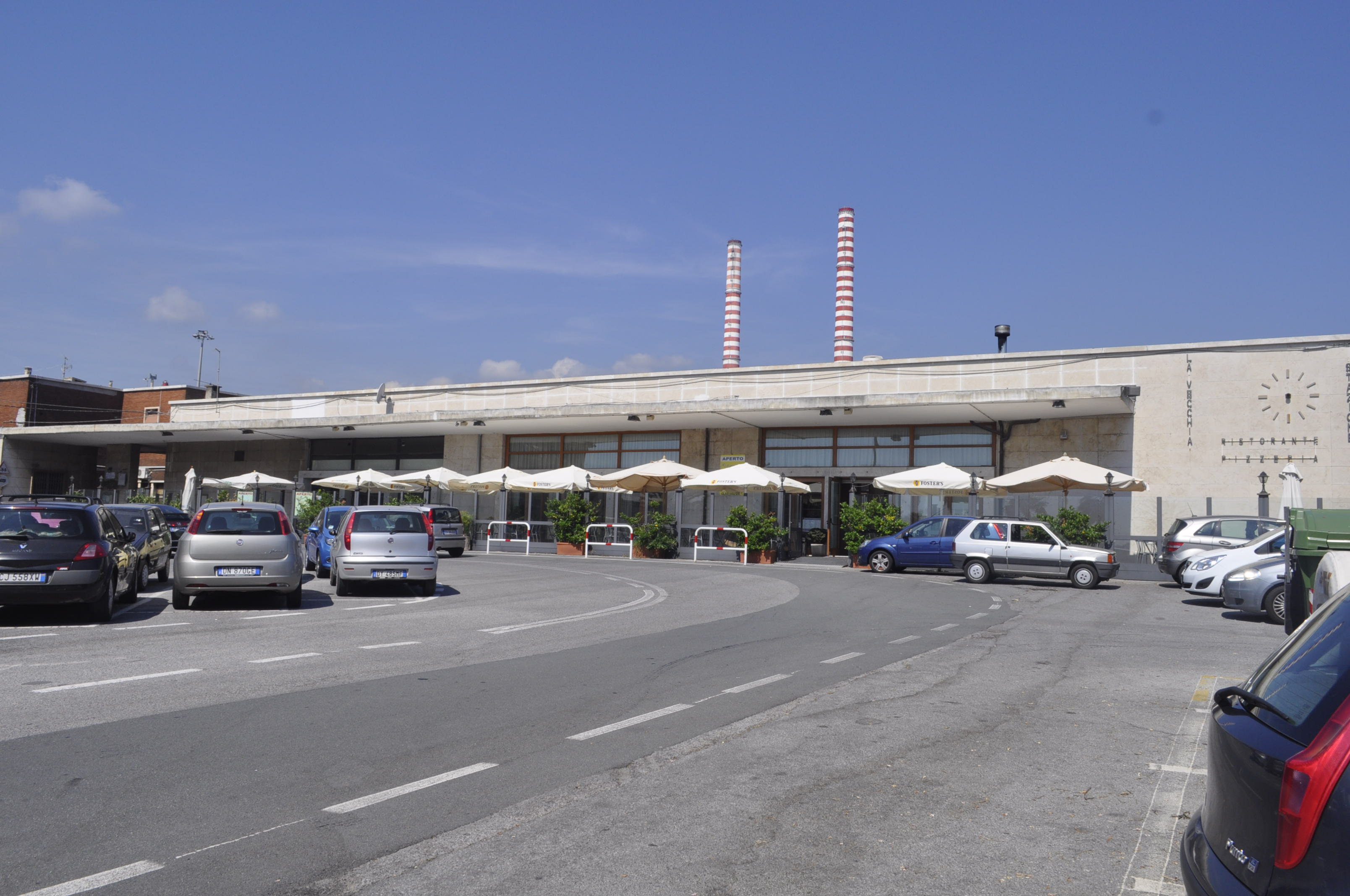 Stazione Ferroviaria Vado Ligure , oggi Stazione Ferroviaria Vado Ligure zona industriale - Vado Ligure , Savona - Arch. Roberto Narducci - 1938 - 42