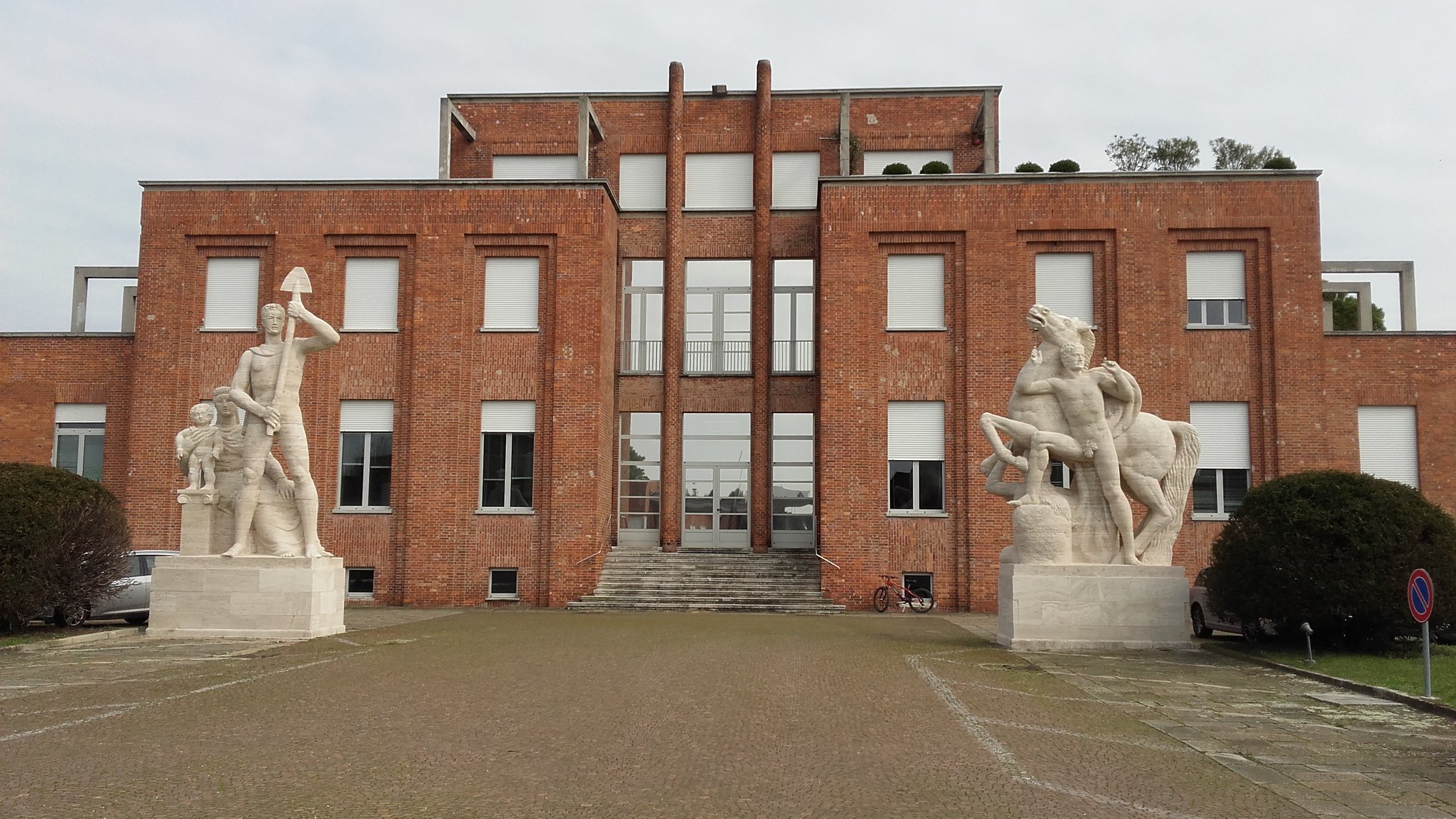 Ex Palazzina uffici della SNIA Viscosa, Udine