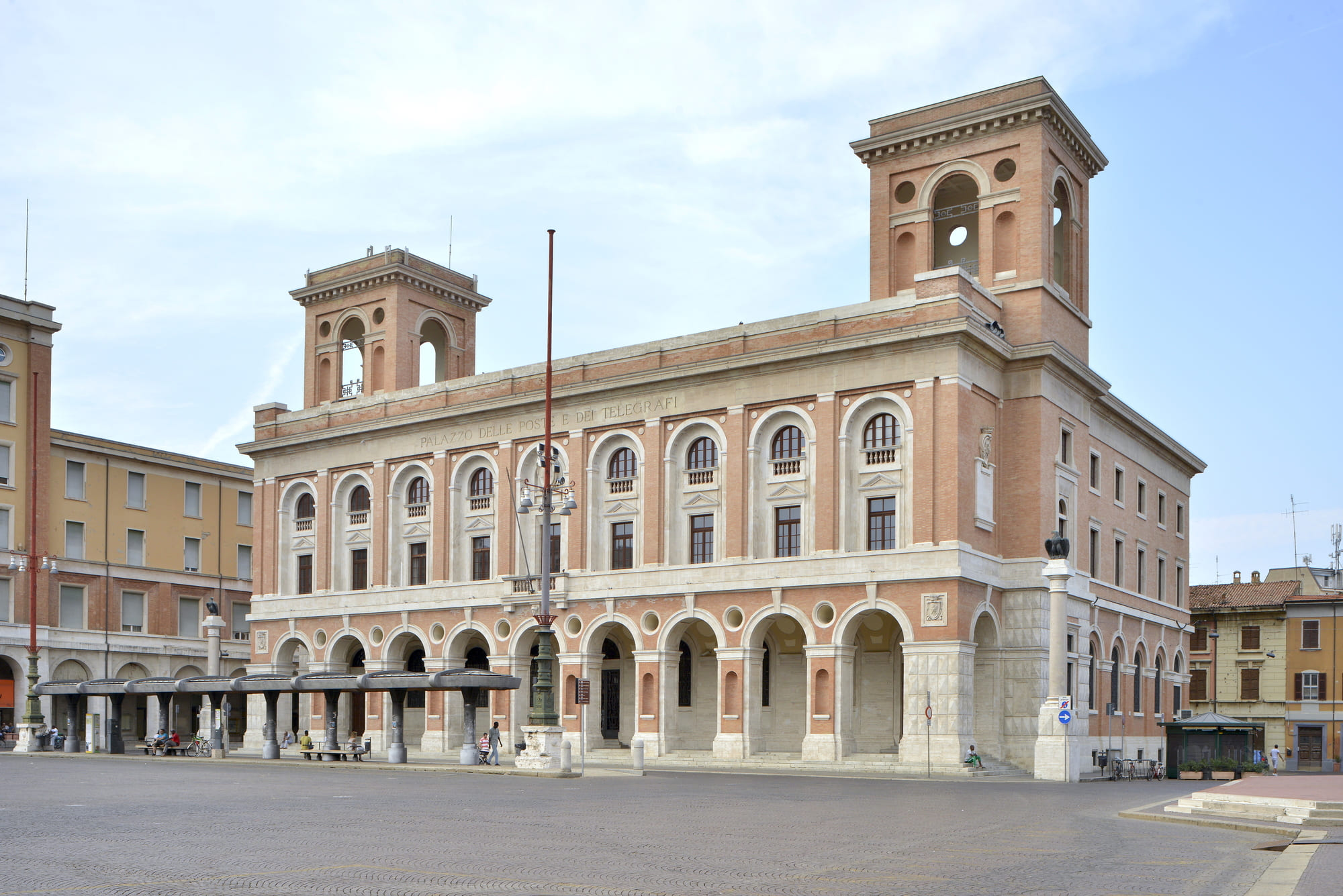 Palazzo delle Poste e Telegrafi - Forlì , Forlì Cesena - Arch. Cesare Bazzani - 1931 - 32