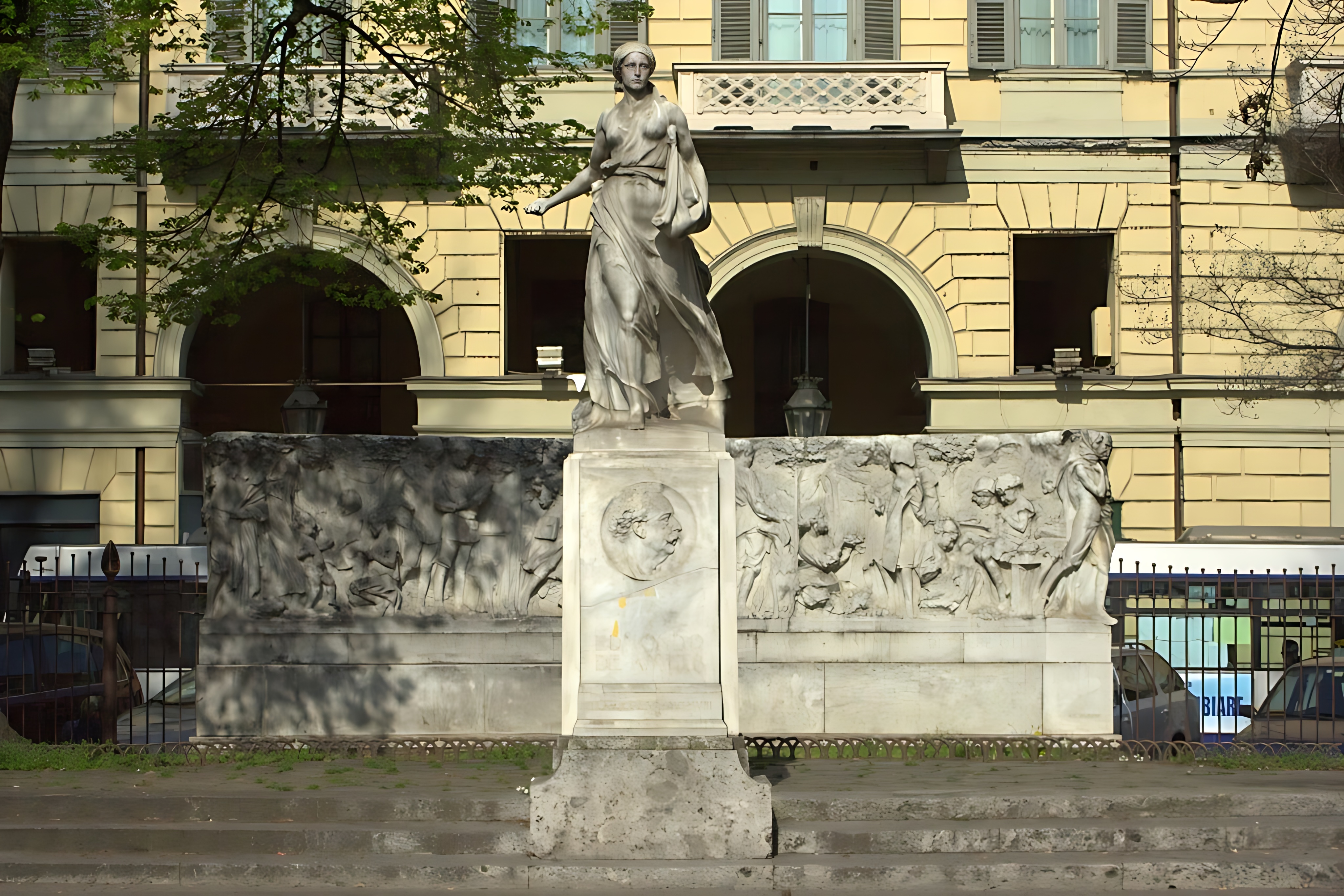 Monumento ad Edmondo De Amicis - Torino - Opera Edoardo Rubino - 1923 