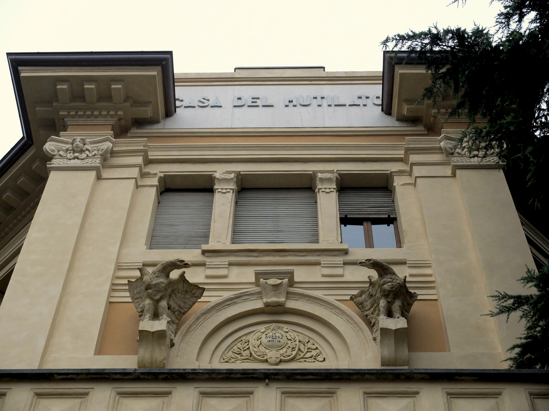 Particolare , Casa di Riposo del Mutilato - Reggio Emilia - Arch. Prospero Sorgato , Ing. Domenico Pellizzi - 1926 - 27 