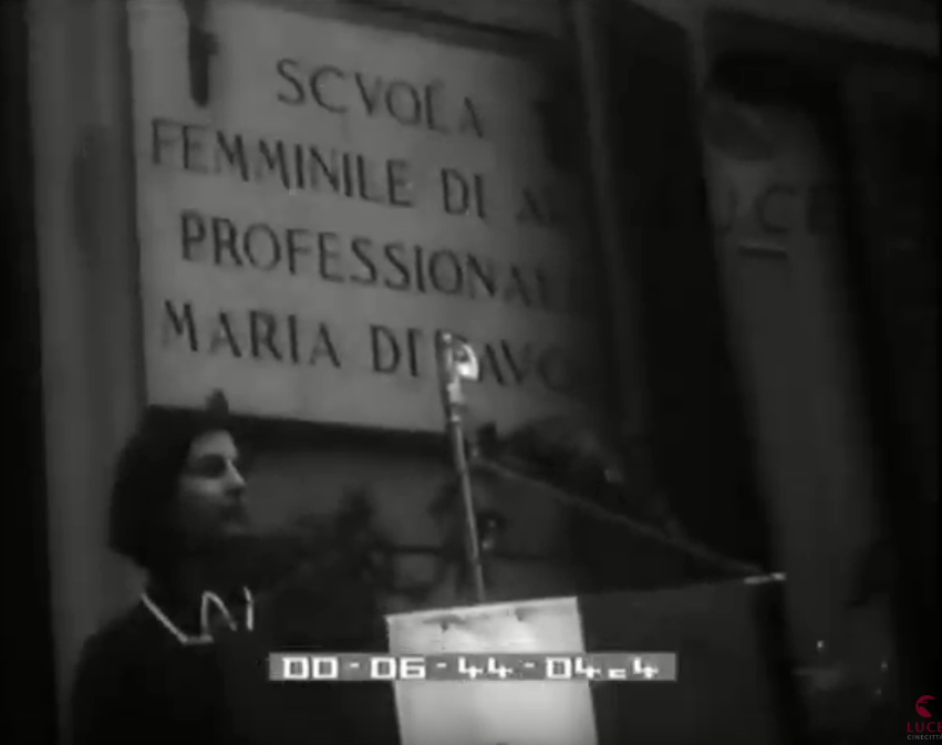 Scuola femminile di avviamento professionale Maria di Savoia a Roma - 1938