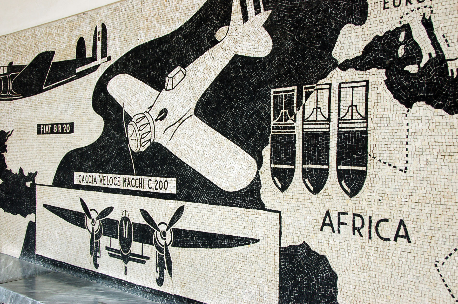 Particolare Mosaici del Cortile Italico nell'ex Collegio Aeronautico (Forlì , Forlì Cesena - Opera Angelo Canevari