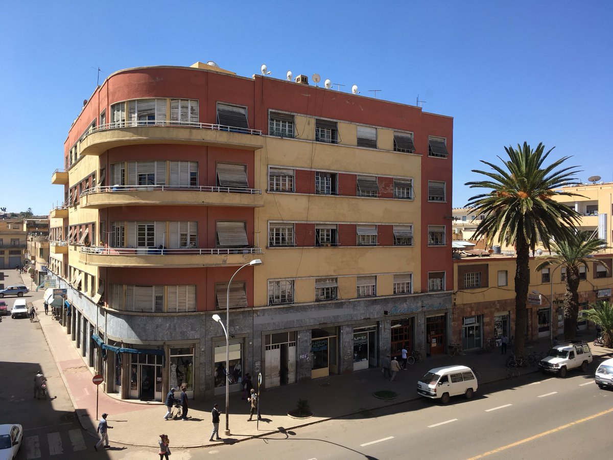 Edificio abitazione e negozi - Asmara Eritrea