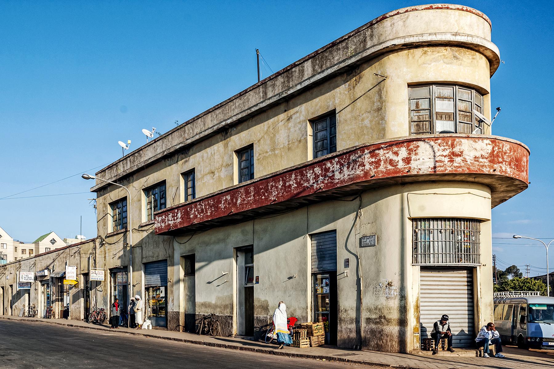 Ex Edificio per locomotive diesel - Asmara , Eritrea - 1938 - 39 
