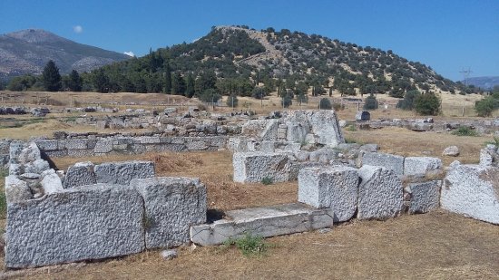 Archeologia: svelato il mistero greco di Evia, sito archeologico DECIFRATO dopo un secolo dalla scoperta 